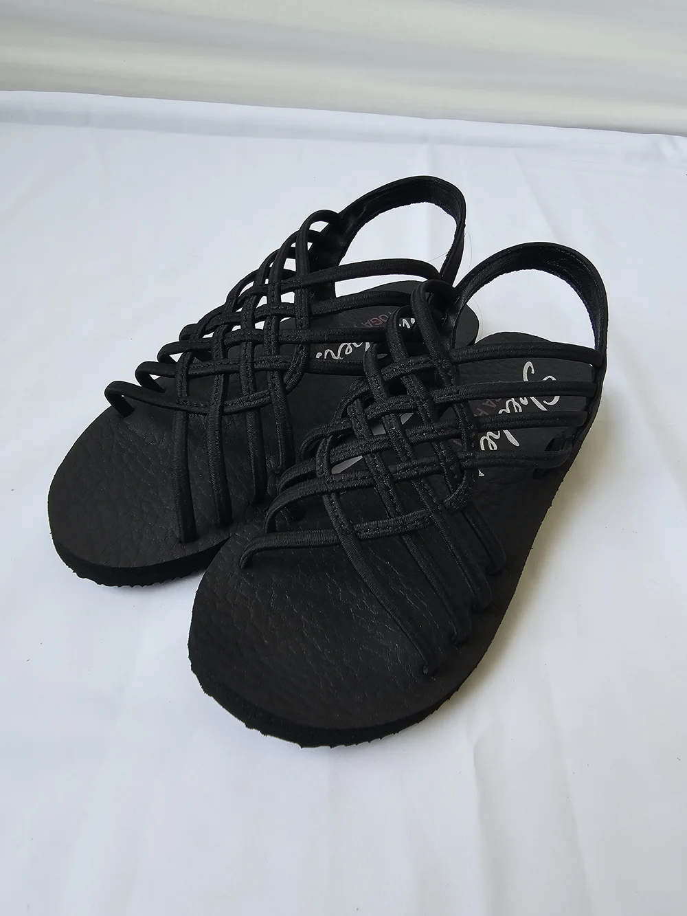 Skechers Girls Black Strappy Yoga Foam Slingback Sandals Size 2 (8.5